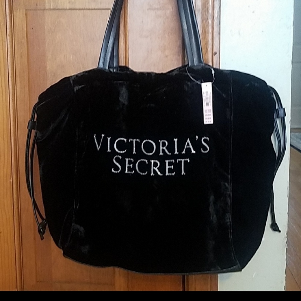 NWT VICTORIA'S SECRET VELVET TOTE
